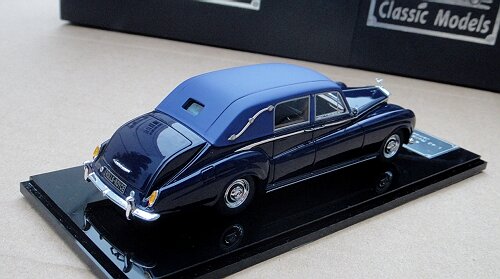 1/43 Rolls-Royce Phantom V Limousine 1967 James Young ,PV16