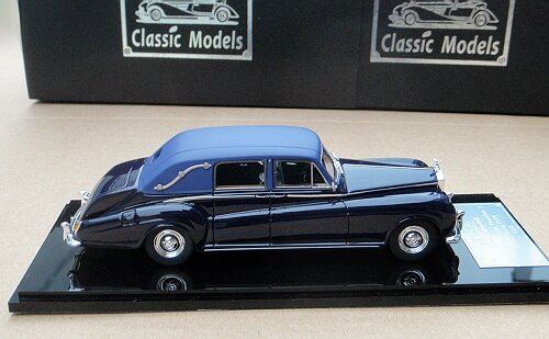 1/43 Rolls-Royce Phantom V Limousine 1967 James Young ,PV16