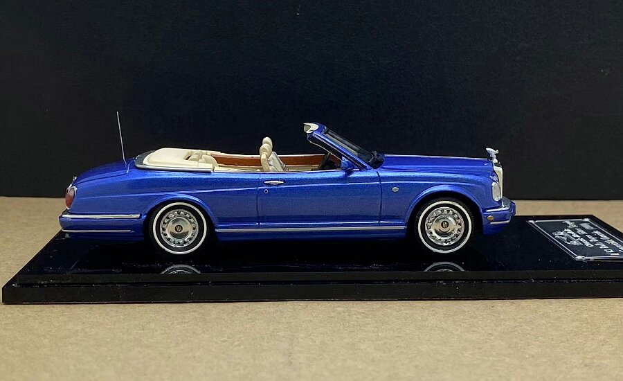 1:43 Rolls- Royce Silver Seraph CORNICHE (2000-2002)