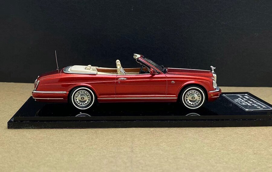 1:43 Rolls- Royce Silver Seraph CORNICHE (2000-2002)