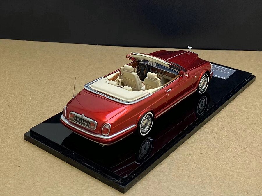 1:43 Rolls- Royce Silver Seraph CORNICHE (2000-2002)