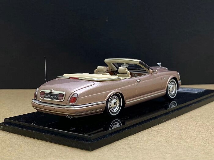 1:43 Rolls- Royce Silver Seraph CORNICHE (2000-2002)