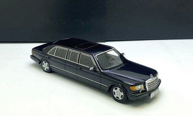 1/43 Mercedes-Benz W126 series AMG 560SEL Limousine 1990