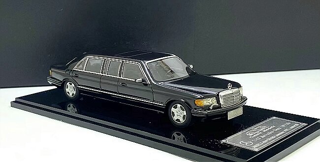 1/43 Mercedes-Benz W126 series AMG 560SEL Limousine 1990