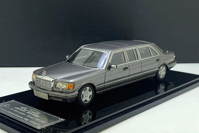 1/43 Mercedes-Benz W126 Series AMG 560SEL Limousine 1990