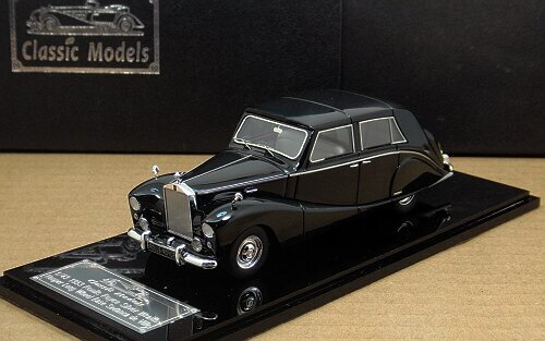 1/43 Rolls-Royce 1953 Silver Wraith Hooper Long Wheel Basge Seda - Click Image to Close