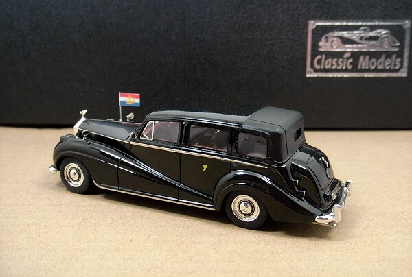 1/43 Rolls-Royce Silver Wraith Landaulette 1958 "Juliana der Nie