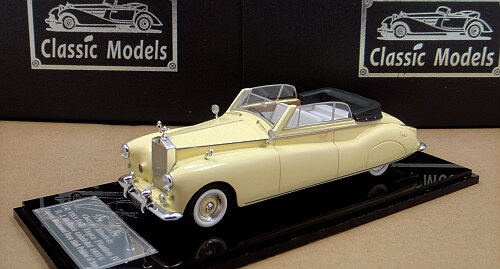 1/43 Rolls-Royce 1951 Phantom IV,Chassis 4AF6 Cream-colore open